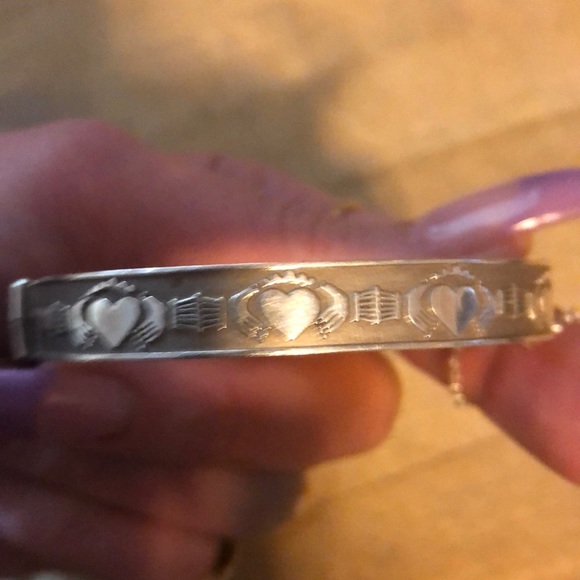 Gaelic Sterling Silver Soul Mate Bangle - Picture 6 of 8
